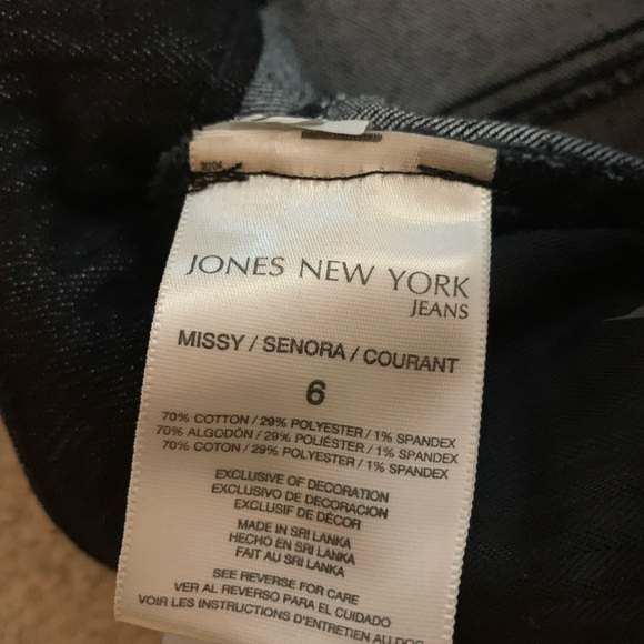 Denim skirt by Jones New York size 6 - Picture 4 of 4
